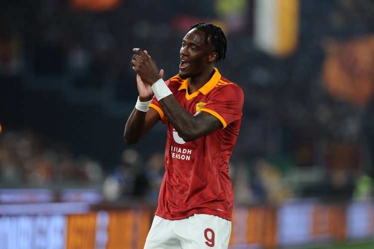 Leyu-邮报：阿斯顿维拉接近签下亚伯拉罕，并有意租借道格拉斯·路易斯