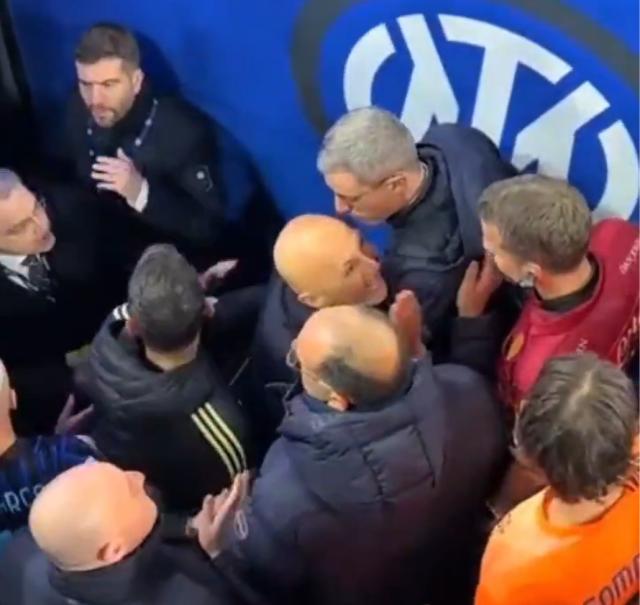 1771121770480077349.png ScreenShot_2026-02-15_094054_984.png